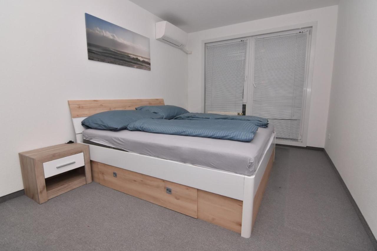 Modern At Vic * Vienne