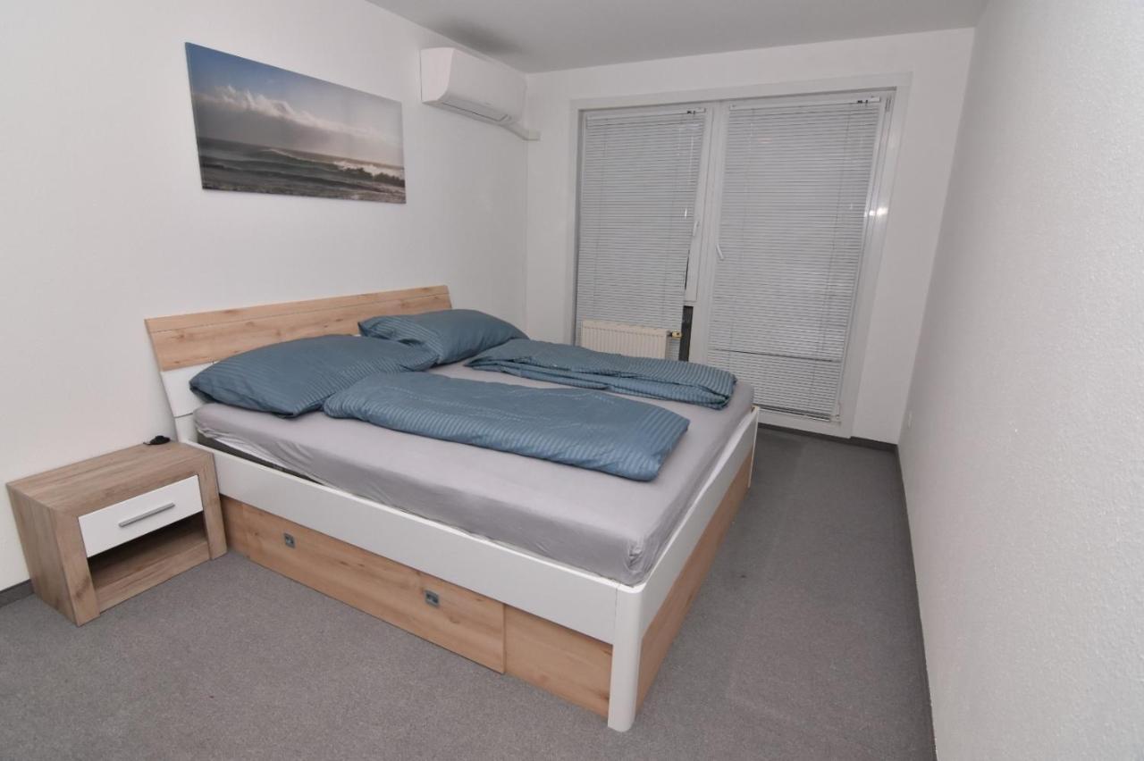 Modern At Vic Viena