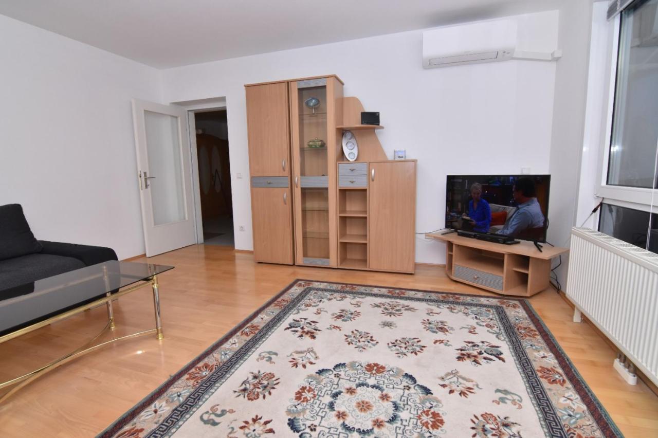 Modern At Vic Apartament Viena